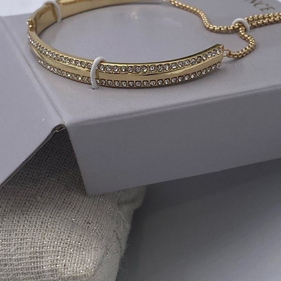 Vince Camuto Gold Tone Pretty Pave Slider Bracelet Bolo Closure - Picture 9 of 13